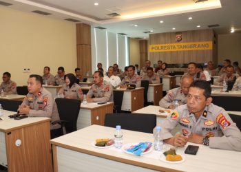Zoom Meeting Kapolresta Tangerang Bersama Kapolda Banten 