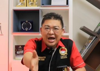 Alvin Lim Puji Kapolrestabes Makassar 