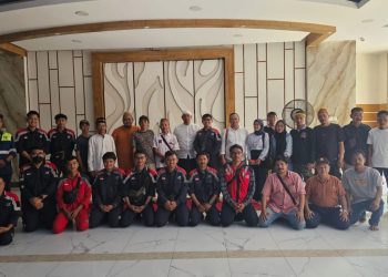 PT Waskita Karya Tbk Santuni Yatim Piatu RW 013 Kelurahan Penjaringan 