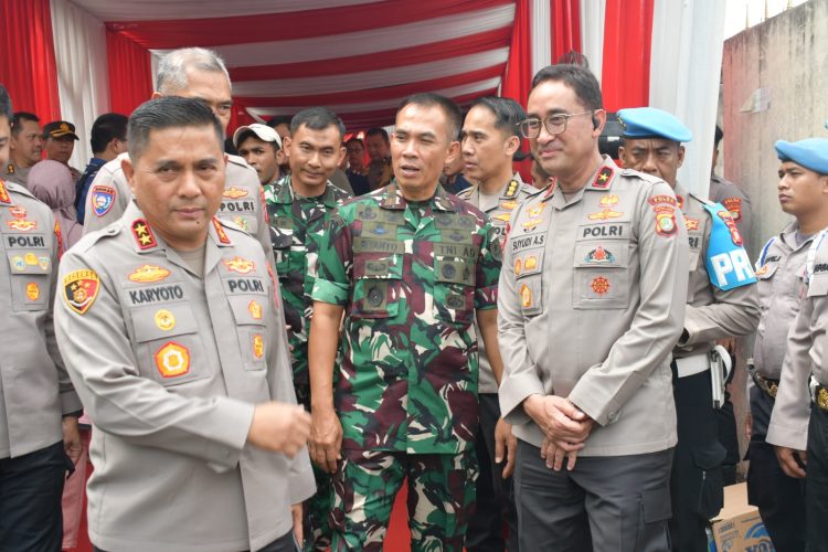 Peresmian Bedah Rumah Polda Metro Jaya, Brigjen TNI Riyanto hadir