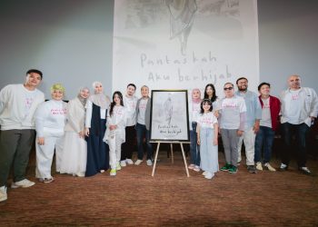 Sutradara Pencetak Box Office Hadrah Daeng Ratu Sutradarai Film Drama Romansa Religi “Pantaskah Aku Berhijab” 