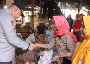 Ngariung Iman Ngariung Aman, Sambangi Emak-emak di Desa Bumi Jaya