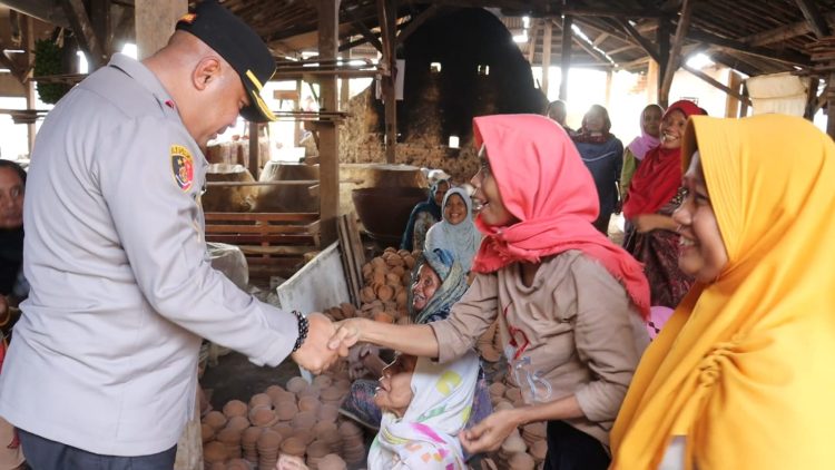 Ngariung Iman Ngariung Aman, Sambangi Emak-emak di Desa Bumi Jaya