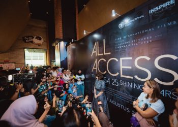 Film Dokumenter “All Access to Rossa 25 Shining Years” Sisi Lain Rossa