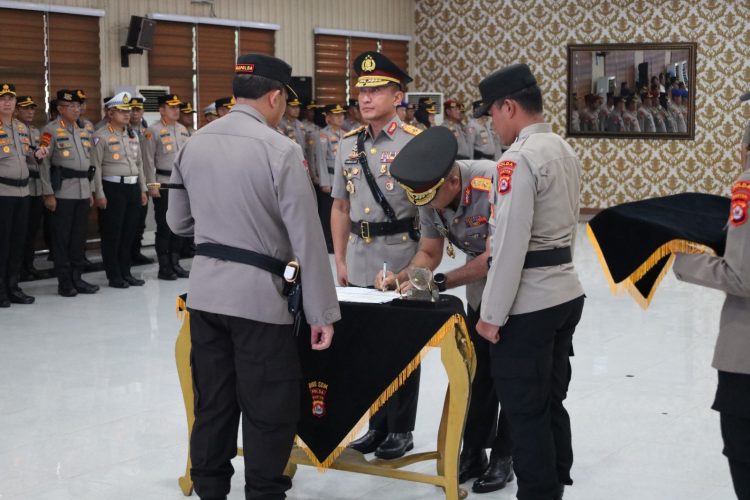 Kapolda Banten Pimpin Serah Terima Jabatan Wakapolda Banten dan PJU Polda Banten
