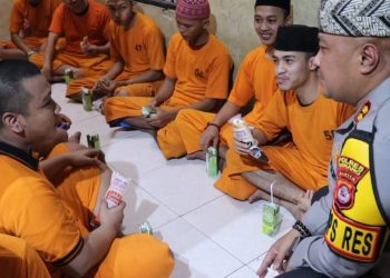 Ngariung Iman Ngariung Aman, Kapolres Serang Bersama Tahanan di Rutan Polres Serang