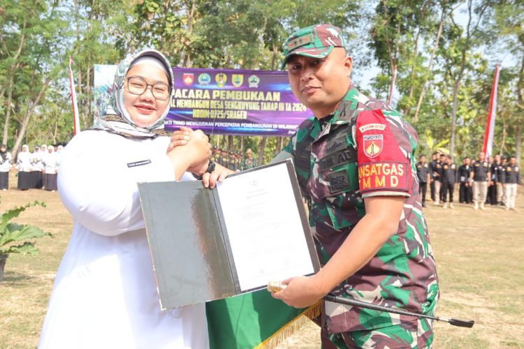 Bupati Sragen Puji Letkol Inf Yoga, Ada apa?