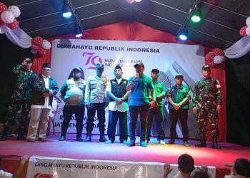 Kemeriahan Malam Puncak Pentas Seni HUT RI ke 79  di Jatibening Baru 