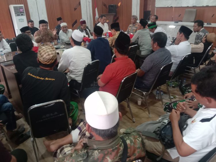 Kapolres Serang Berhasil Memediasi Front Persaudaraan Islam Dengan Panitia Maulid Nabi