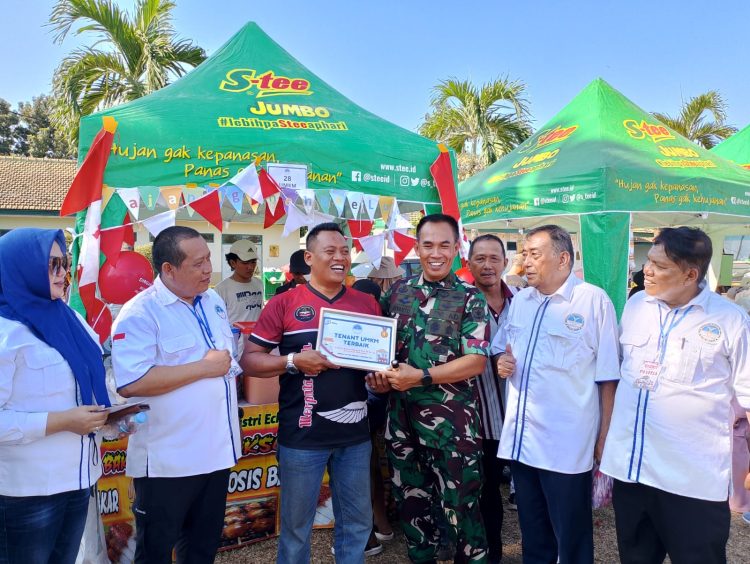 Danrem 051/Wkt Hadiri Gebyar Kemerdekaan HUT ke-79 RI, Seni Budaya, dan UMKM di Yonif Mekanis 202/Tajimalela