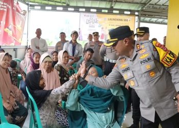 Kapolres Serang Ngariung Bersama Puluhan Emak-emak