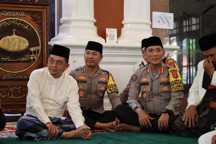 Dirbinmas Polda Banten Dampingi Kapolda Jum’at Keliling 