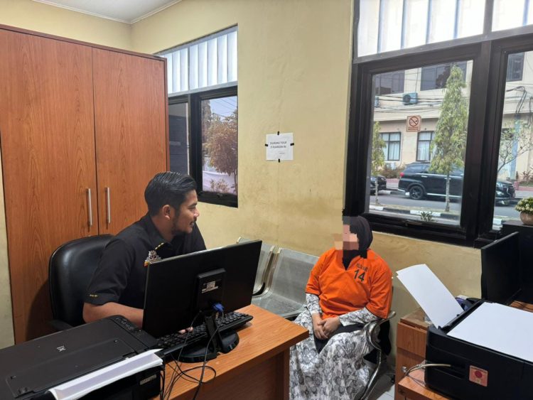 Ditreskrimum Polda Banten Ungkap Kasus Penipuan Pengadaan Jas Almamater Fiktif