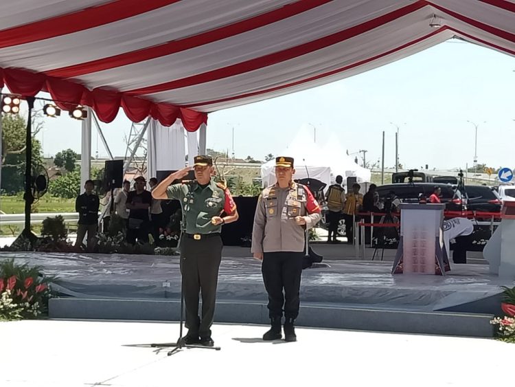 Dandim Boyolali Pastikan Kesiapan Personil Pengamanan VVIP Di Exit Tol Banyudono
