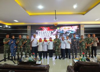 Kodim 0614/Kota Cirebon Kerahkan Warga Untuk Berobat Gratis Dalam Rangka Bakti Kesehatan TNI
