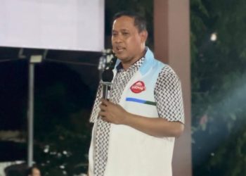 Warga Pejuang Deklarasi Pemenangan RIDHO, Tri Adhianto Siapkan Program Insentif RT-RW