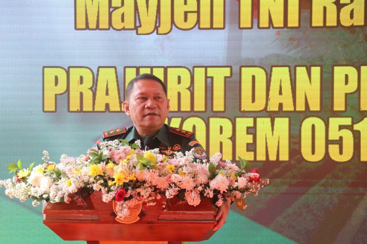 Pangdam Jaya Berikan Pengarahan kepada Prajurit dan PNS Korem 051/WKT