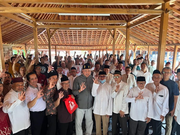 Dukungan Tokoh Agama Bekasi Timur untuk Tri Adhianto: “Beliau Sosok Pemimpin Saleh”