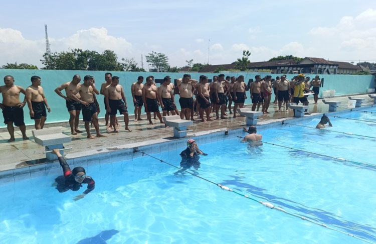 Uji Kemampuan Fisik, Kodim 0808/Blitar Laksanakan Tes Kesegaran Jasmani