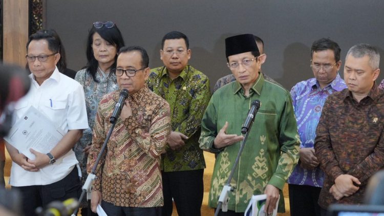 Menag: Beri Kesempatan Umat Beribadah Tenang dan Aman, Natal dan Tahun Baru