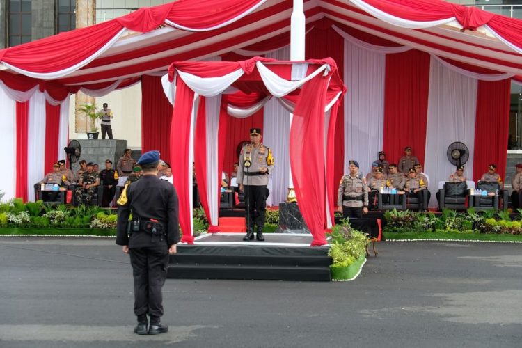 Kapolda Kalsel Irjen Pol Winarto Lepas 1000 Personel Pengamanan TPS Pilkada Serentak 2024