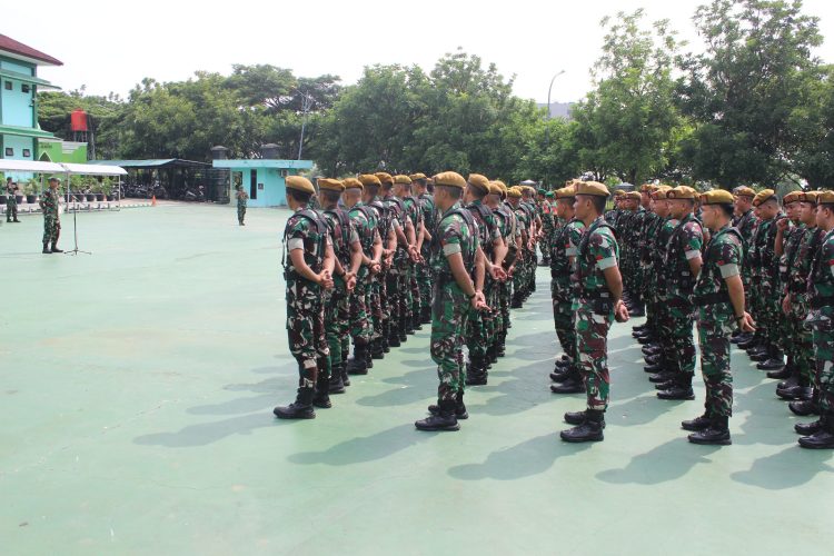 Korem 051/Wkt Gelar Apel Pengecekan Pasukan BKO untuk Amankan Pilkada Serentak 2024