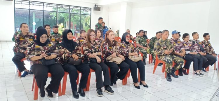 Merajut Harmoni Perkuat Sinergi, Kodim 0505JT Gelar Pembinaan Dan Pemberdayaan KB TNI