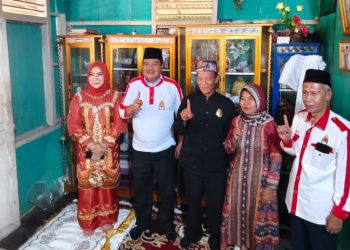 Antusias Masyarakat Menyambut Calon Pemimpin