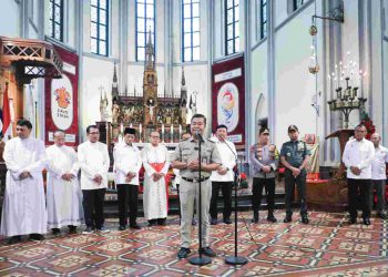 Pj Gubernur DKI Jakarta Kunjungi Gereja bersama Sejumlah Tokoh
