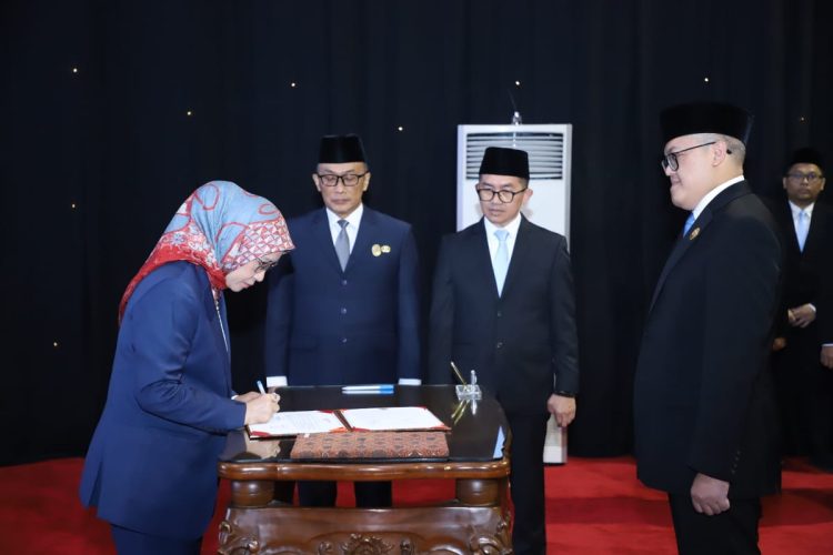 7 PPT Madya dan 3 Pejabat Fungsional Ahli Utama di Lantik PANRB, Mantapkan Langkah Reformasi Birokrasi 