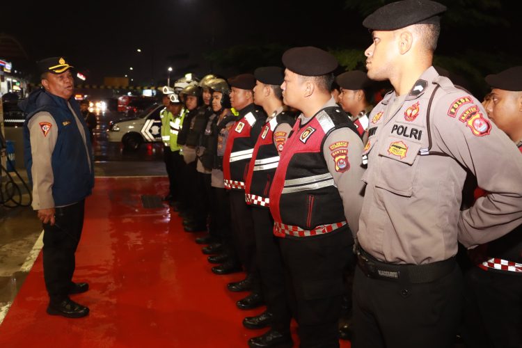 Polresta Tangerang Melaksanakan Pengamanan dalam kegiatan Rekontruksi Bersama Puspom AL Kasus Penembakan di Rest Area Km 45
