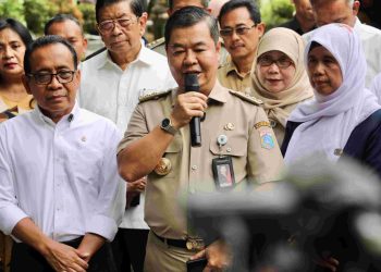 Pj Gubernur Jakarta Teguh Dampingi Menko PMK Tinjau Sekolah Luar Biasa di Kelapa Gading Jakarta