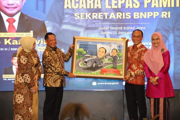 Tito Karnavian Menilai Kapasitas Zudan Arif Fakrulloh Layak Menjadi Kepala Badan Kepegawaian Negara