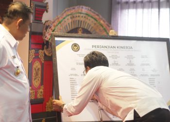Lapas Narkotika Penandatanganan Pakta Integritas, Perjanjian Kinerja dan Pencanangan Zona Integritas 2025