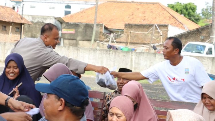 Polsek Ciruas Panen Ikan Perdana Program Ketahanan Pangan, Kapolres Ingatkan Polsek Jajaran