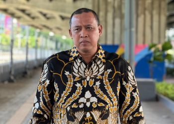 Tinjau Sasaran Vandalisme Taman Kalimalang, Tri Adhianto Serukan Kepedulian Bersama