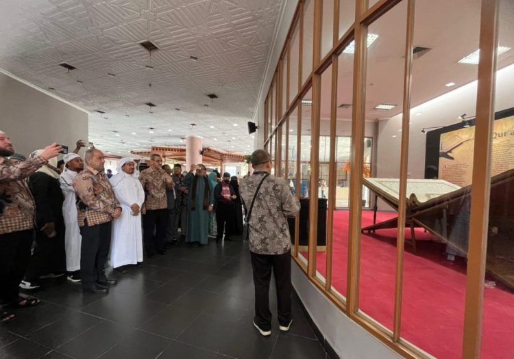 Mushaf Al-Qur’an Isyarat Jadi Sorotan Peserta MTQ Internasional 2025 di Indonesia