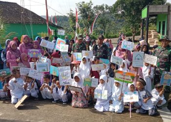 Karnaval Jelang Ramadhan, Satgas TMMD dan Siswa SD Kalinanas II Semarakkan Boyolali