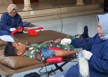 Sumbangsih Babinsa Sawit Untuk Kemanusiaan