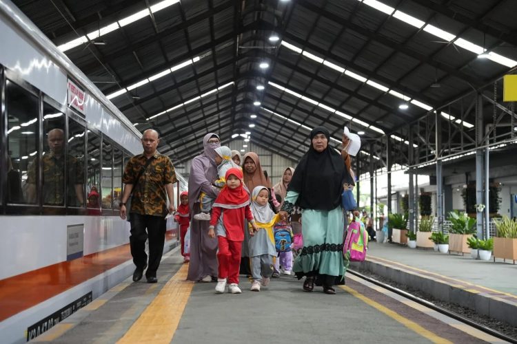 Mudik Lebaran Makin Terjangkau! KAI Tawarkan Tiket KA Ekonomi Mulai Rp10.000