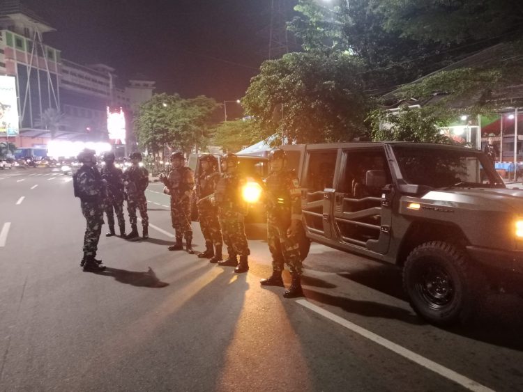 Koramil 05 Kramatjati Gelar Patroli Malam untuk Antisipasi Kejahatan