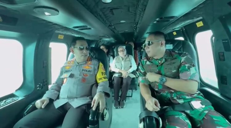 Pemerintah Pantau Arus Mudik Lebaran 2025, Menko PMK, Kapolri, dan Panglima TNI Tinjau Pelabuhan Merak dari Udara