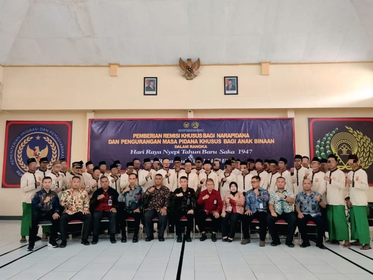 683 Narapidana Lapas Jember Terima Remisi Khusus Idul Fitri 1446 H