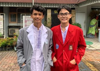 ILUNI, OSIS, dan ROHIS SMAN 84 Jakarta Kolaborasi Bagikan Ta’jil Gratis di Bulan Ramadan