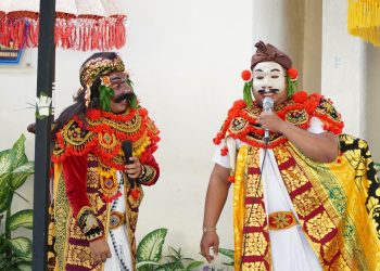 Kanwil Kemenkumham Bali Gelar Piodalan di Pura Padmasana