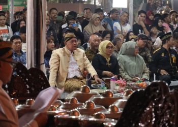 Wali Kota Apresiasi Pagelaran Wayang Kulit Modern di Plaza Patriot