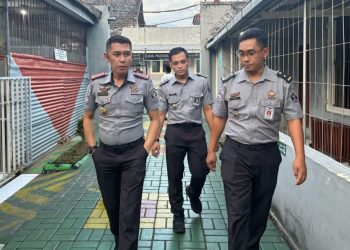 Pastikan Situasi Aman dan Kondusif, Kalapas Jember Rutin Lakukan Kontrol Keliling
