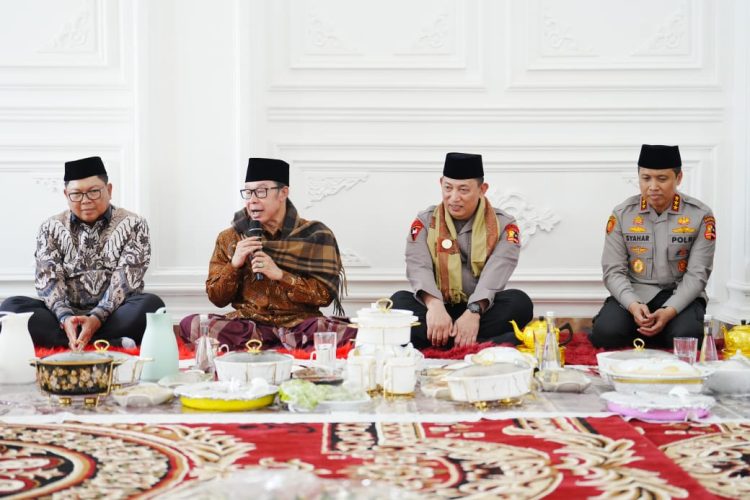 Kapolri Listyo Sigit Prabowo Resmikan Pondok Baru di Buntet Pesantren Cirebon