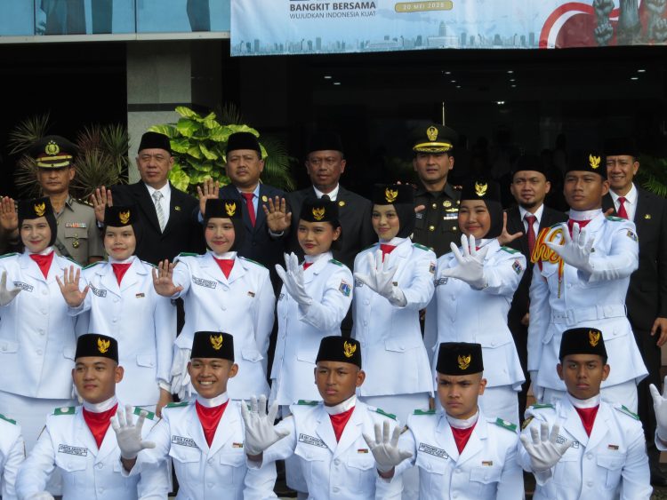 Dandim 0505 Jakarta Timur Ikuti Peringatan Harkitnas ke 117 di Kantor Walikota Jaktim