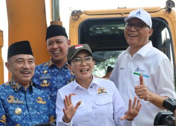 Peringati Harkitnas ke 117, Wali Kota Bekasi Tinjau Pengerukan Sungai Usai Pimpin Upacara